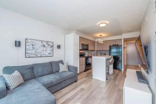 Additional image 15 of 80 Esther Lorrie Dr Unit 802