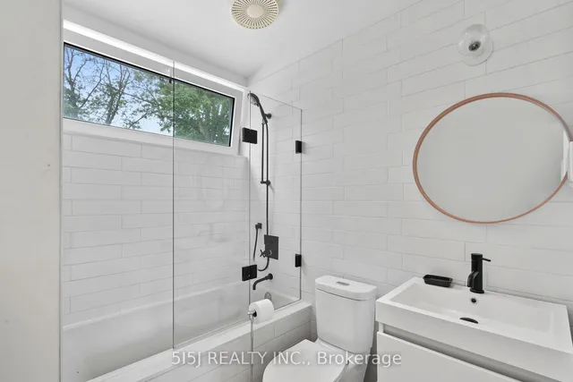 Additional image 32 of 421 Craven Rd