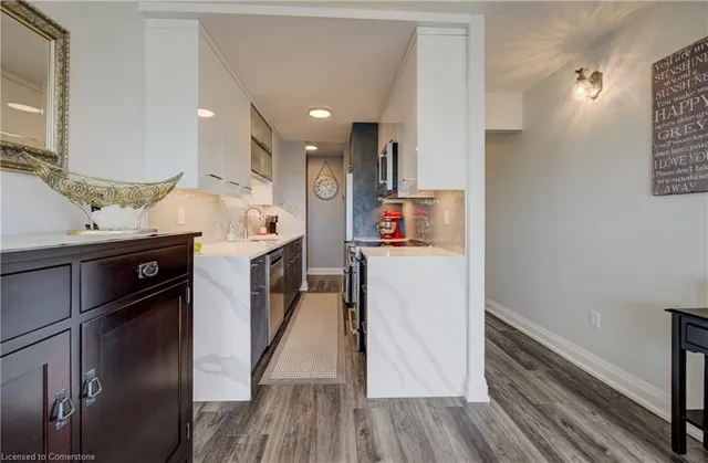 Additional image 13 of 1414 King St Unit 1106