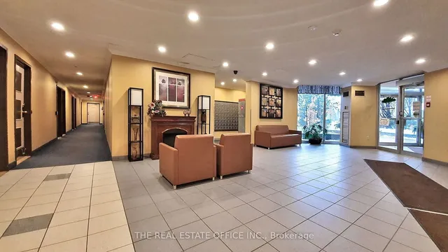 Additional image 38 of 3050 Ellesmere Rd Unit 310