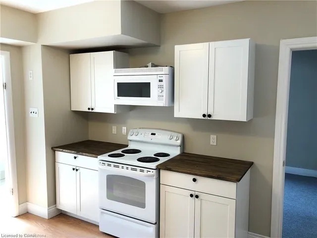 Additional image 6 of 485 Park St