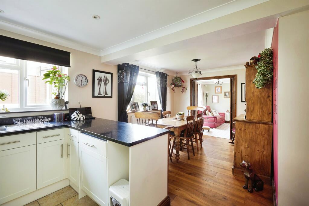 Additional image 3 of Greenway Close, Wincanton