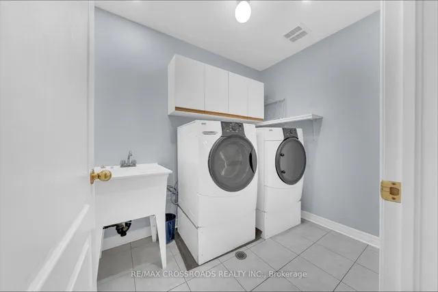 Additional image 18 of 76 Seasons Dr