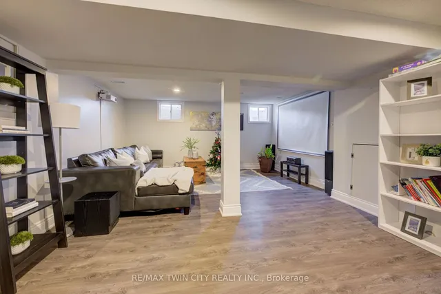 Additional image 21 of 555 Westheights Dr