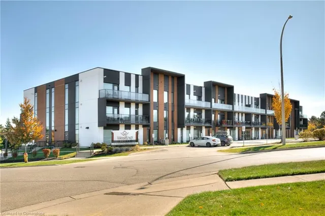 Primary image of 5 Wake Robin Dr Unit 211