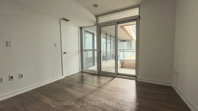 Additional image 19 of 10 Capreol Crt Unit 922