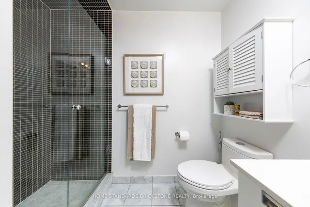 Additional image 24 of 33 Charles St Unit 4404