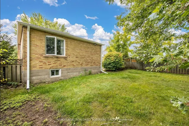 Additional image 12 of 52 Acton Ave