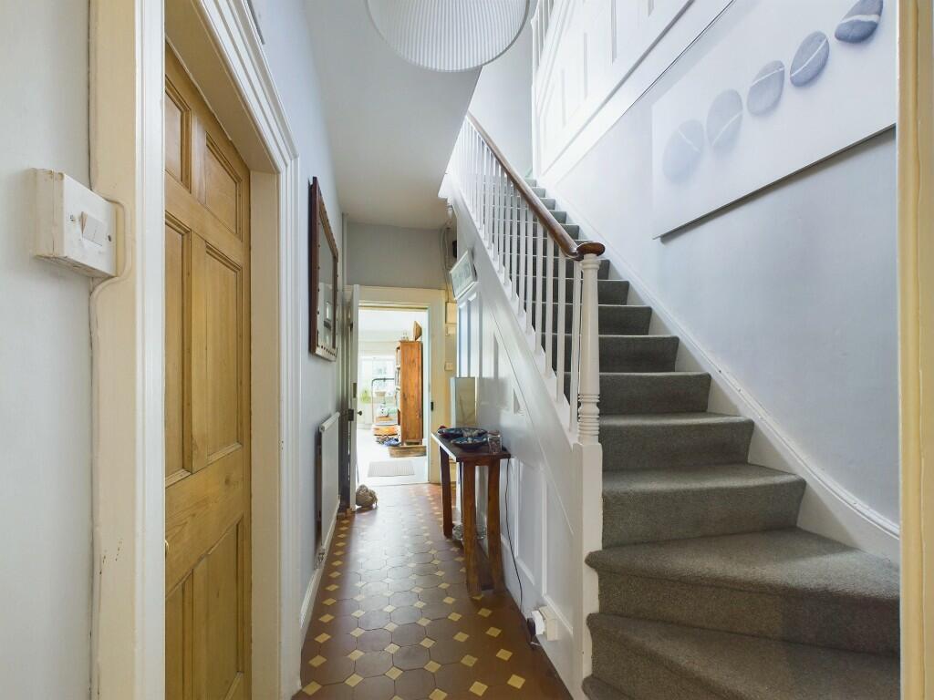 Additional image 6 of High Street, Wincanton, Somerset, BA9