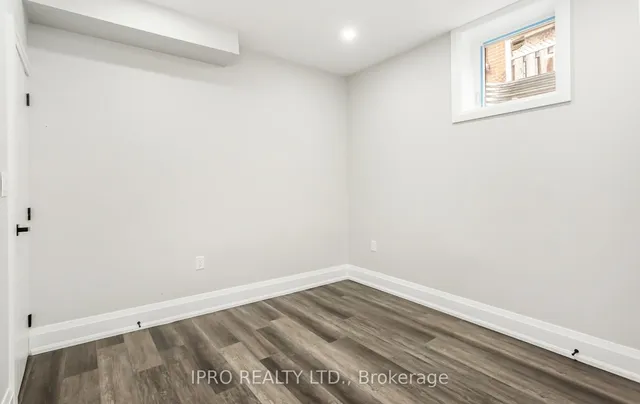 Additional image 35 of 5 Baskerville Cres