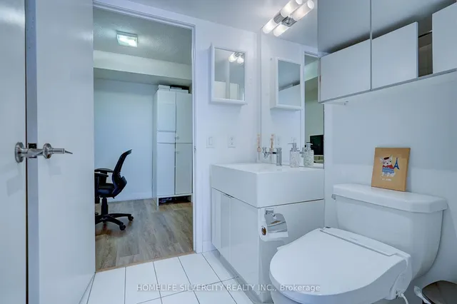 Additional image 11 of 15 Iceboat Terr Unit 641