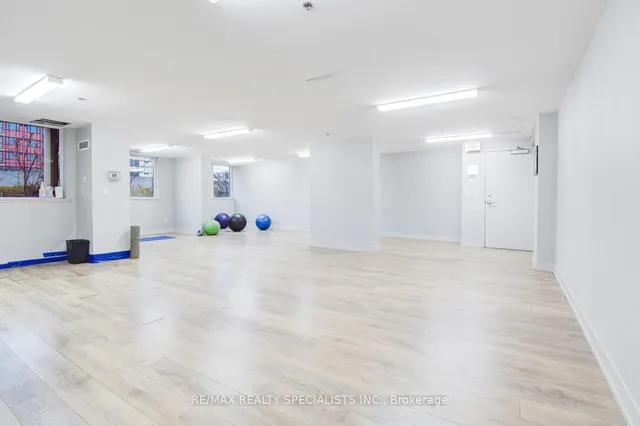 Additional image 24 of 1410 Dupont St Unit 908