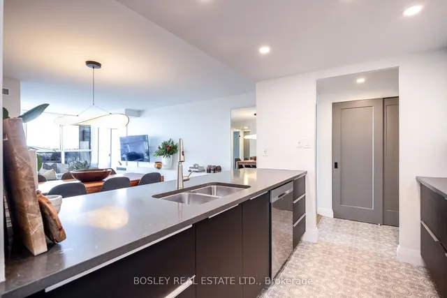 Additional image 9 of 22 Southport St Unit 737