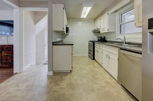 Additional image 6 of 29 Selkirk Dr