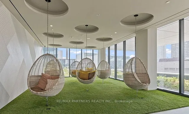 Additional image 23 of 138 Downes St Unit 1209