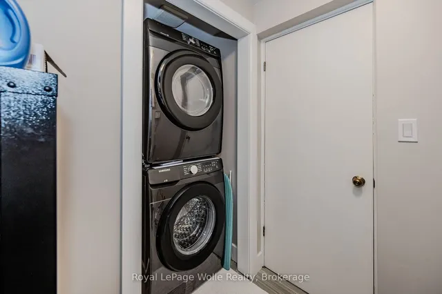 Additional image 35 of 48 Summerhill Cres