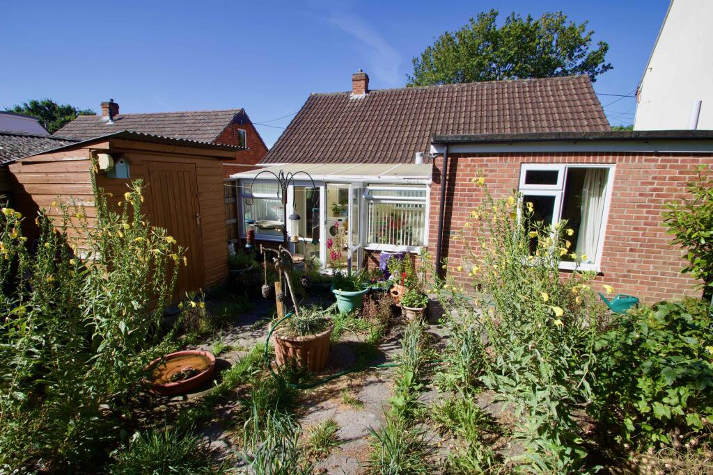 Additional image 12 of Portland Road, Street