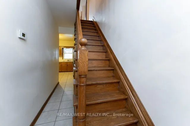 Additional image 10 of 26 Greenlaw Ave