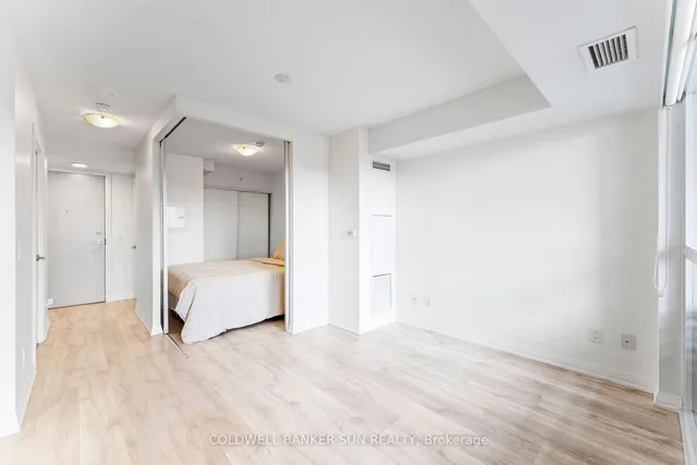 Additional image 17 of 30 Meadowglen Pl Unit 304