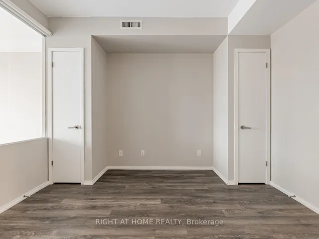 Additional image 14 of 197 Yonge St Unit 1204