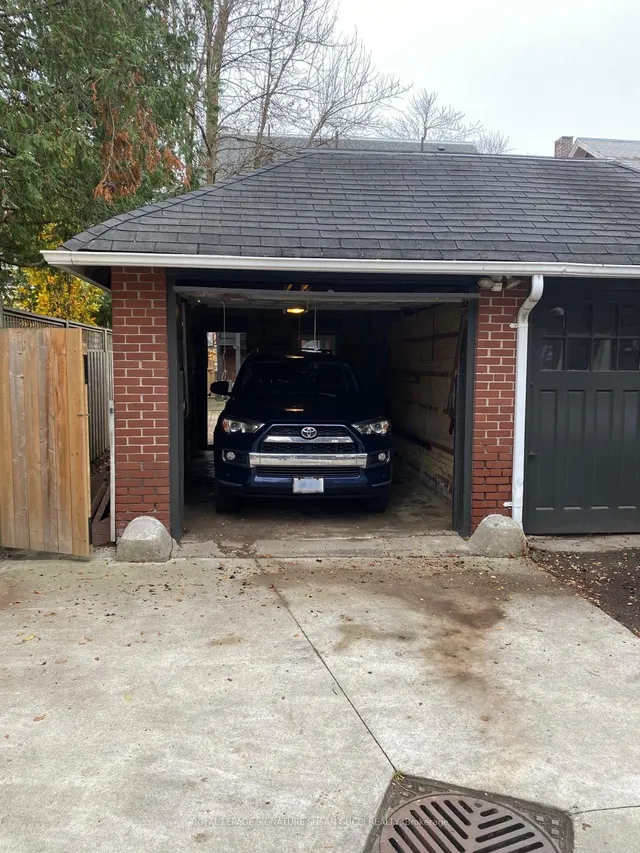 Additional image 39 of 6 Lyall Ave