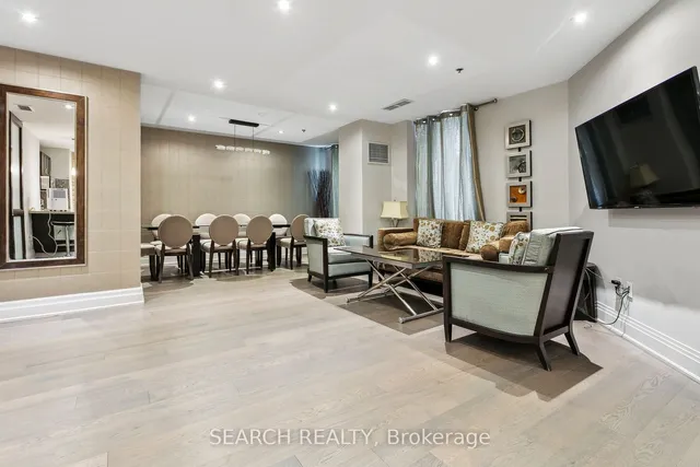 Additional image 29 of 99 Avenue Rd Unit 1006