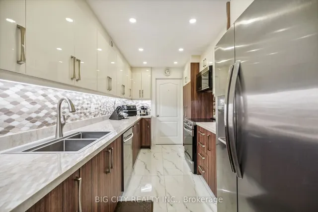 Additional image 12 of 55 Huntingdale Blvd Unit 904