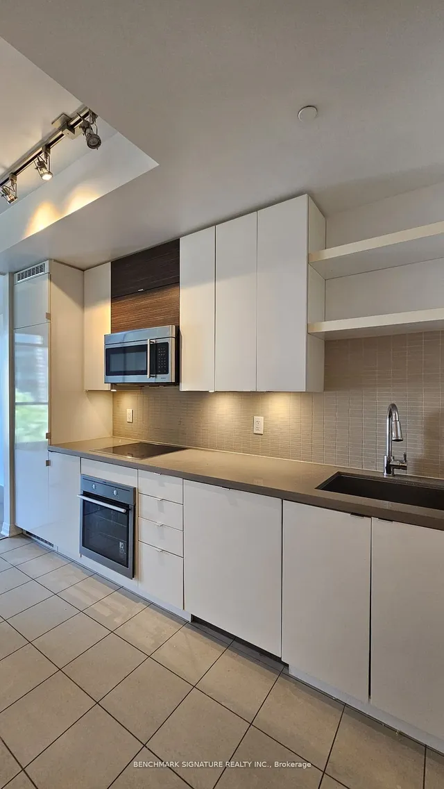 Additional image 8 of 60 Annie Craig Dr Unit 407