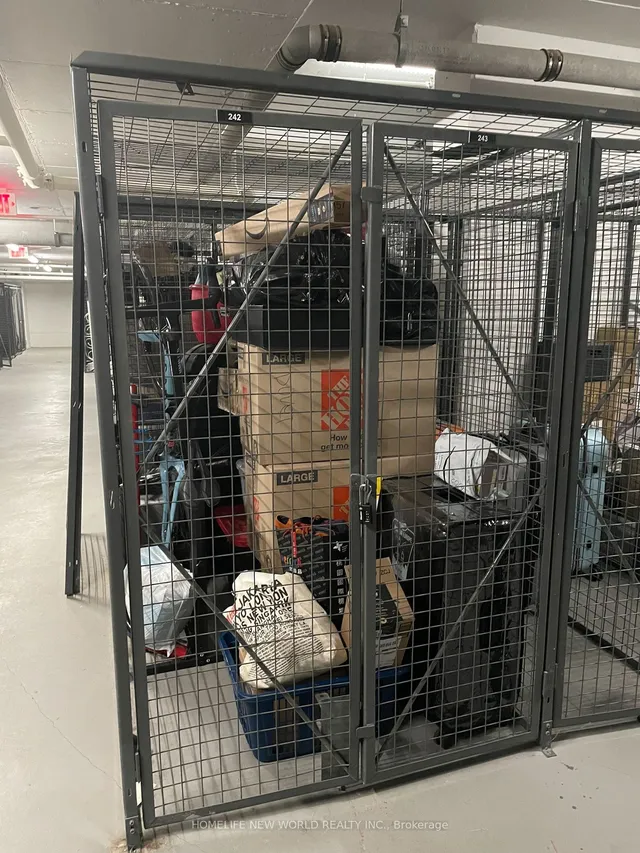 Additional image 25 of 45 Charles St Unit 1002