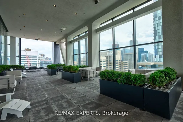 Additional image 29 of 488 University Ave Unit 3509