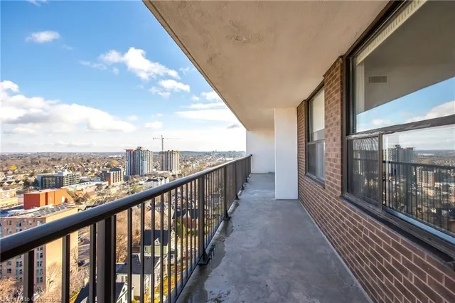 Additional image 31 of 81 Church St Unit 1603