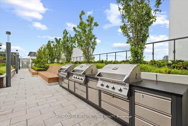 Additional image 27 of 280 Howland Ave Unit 302