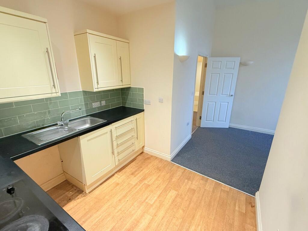 Additional image 10 of 8 Sherborne Road, Yeovil, BA21