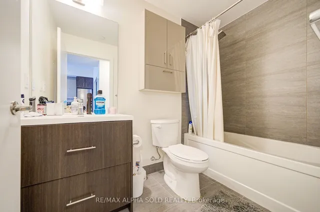 Additional image 10 of 188 Fairview Mall Dr Unit 618
