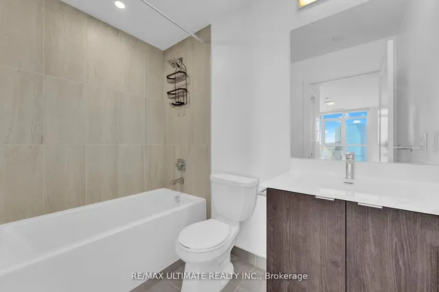 Additional image 8 of 225 Village Green Sq Unit 1006