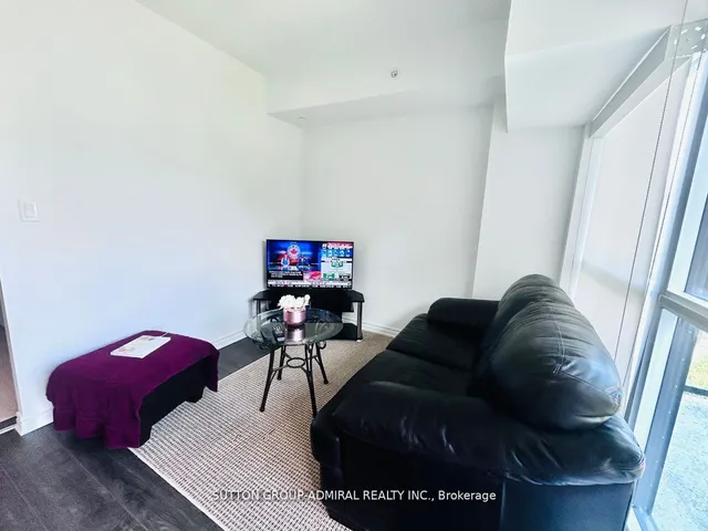 Additional image 15 of 1 Falaise Rd Unit 309