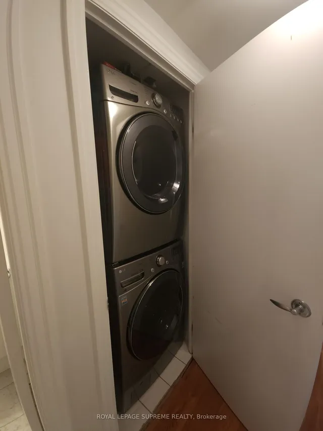 Additional image 10 of 300 Bloor St Unit 504