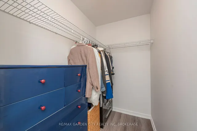 Additional image 27 of 103 The Queensway Unit 405