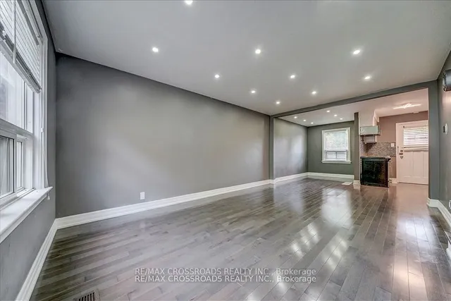 Additional image 7 of 1185 Warden Ave Unit 19