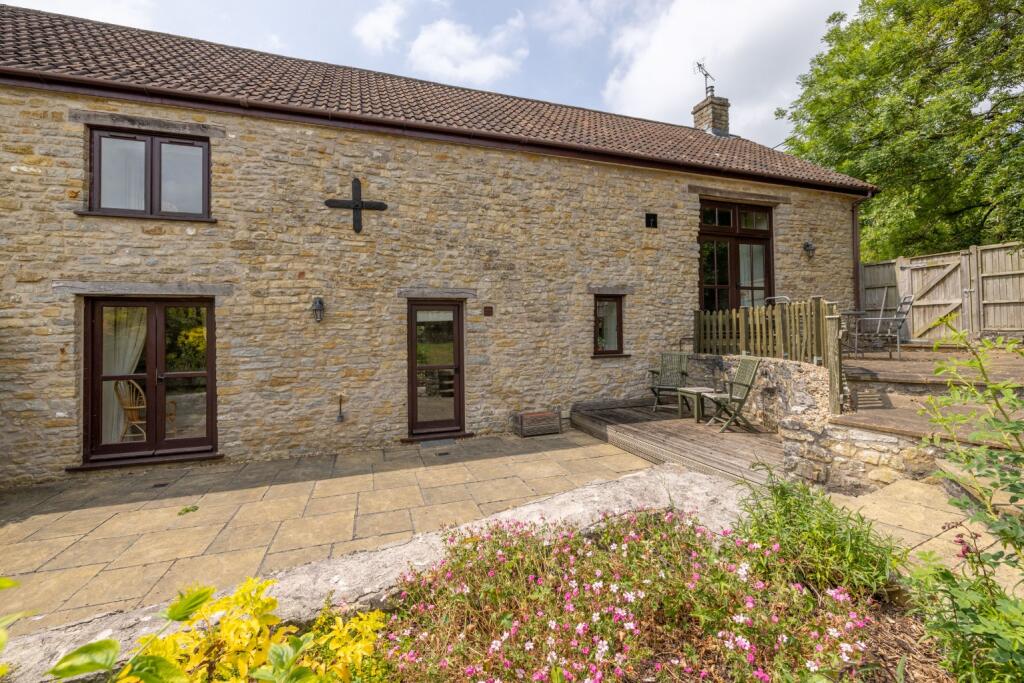 Additional image 20 of Pilton