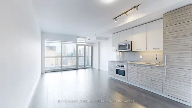 Additional image 6 of 210 Simcoe St Unit 2107