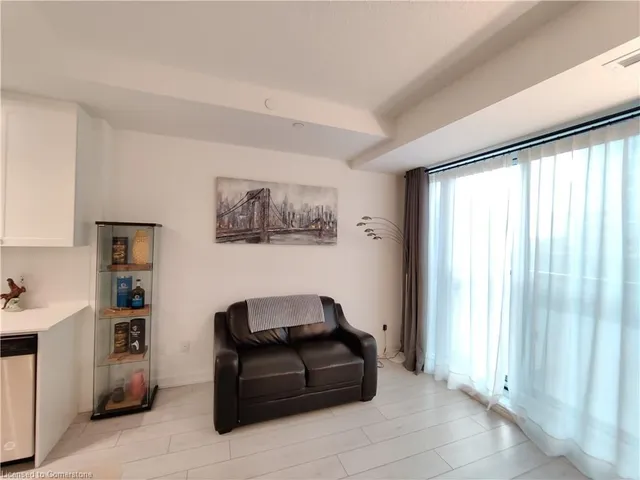 Additional image 3 of 55 Duke St Unit 306