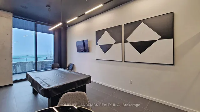 Additional image 39 of 21 Lawren Harris Sq Unit 301