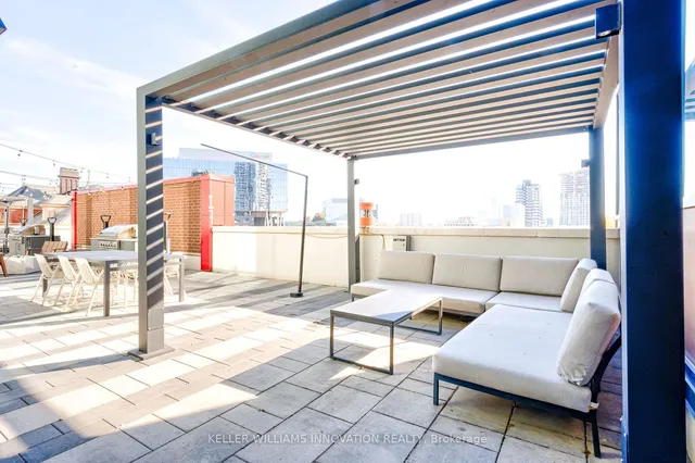 Additional image 33 of 15 Wellington St Unit 303