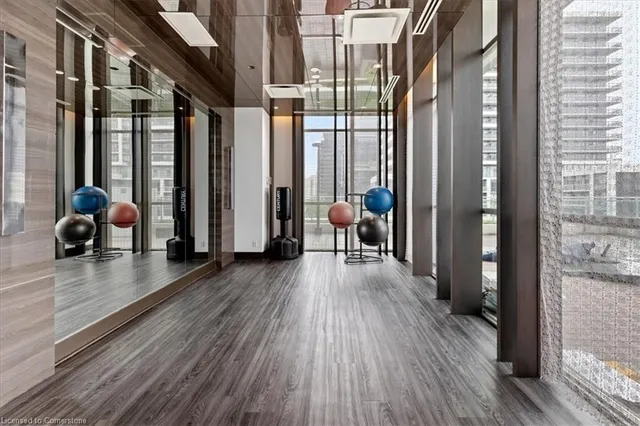 Additional image 20 of 33 Shore Breeze Dr Unit 1105