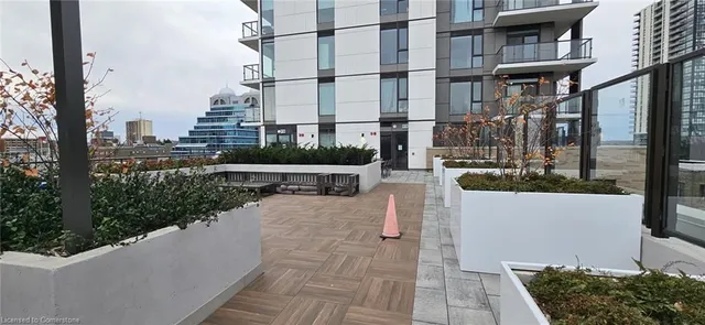 Additional image 2 of 55 Duke St Unit 409