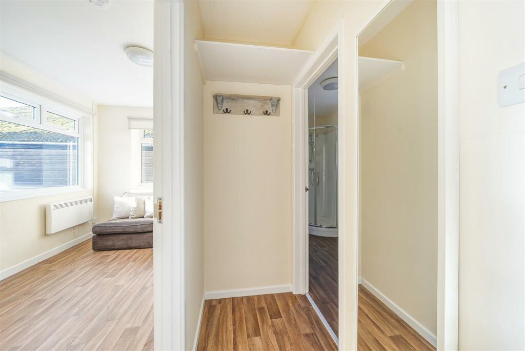 Additional image 10 of Wylye