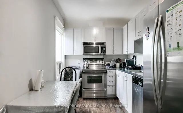 Additional image 18 of 176 Rosemount Ave