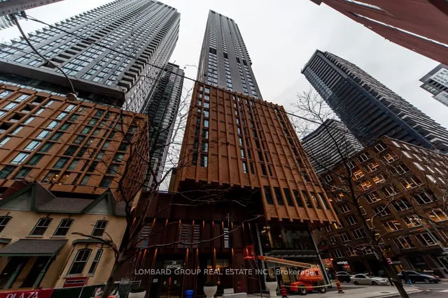 Additional image 3 of 28 Widmer St Unit 3129