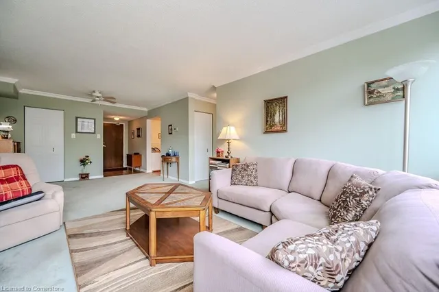 Additional image 23 of 3227 King St Unit 301